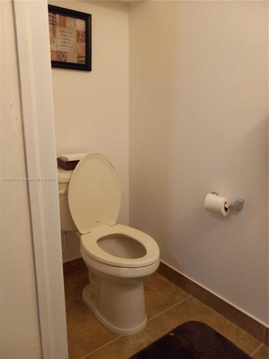 Small Image of 122 SOUTH WEST 7TH CT #None, Pompano Beach Number 27