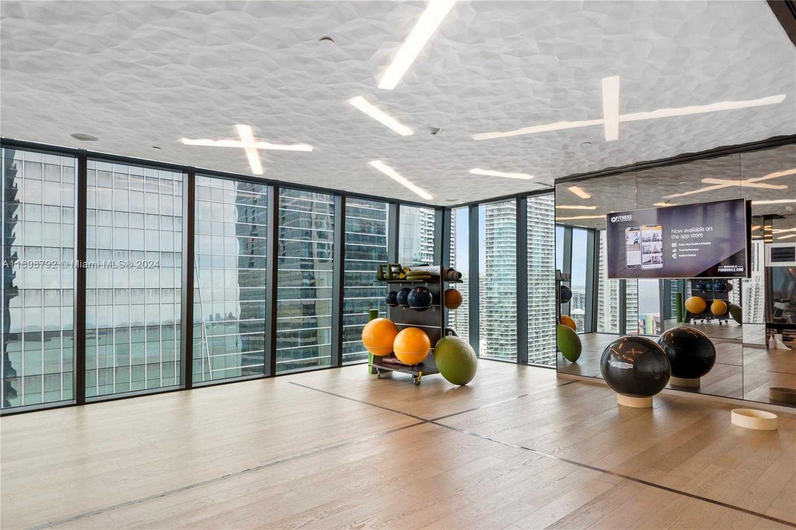 Small Image of 1451 BRICKELL AVE #1602, Miami Number 24