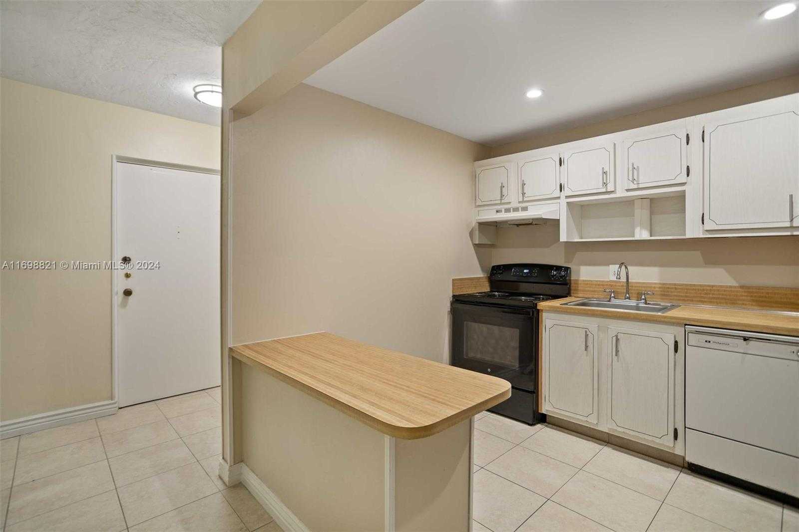 Small Image of 1681 NORTH WEST 70TH AVE #220, Plantation Number 6