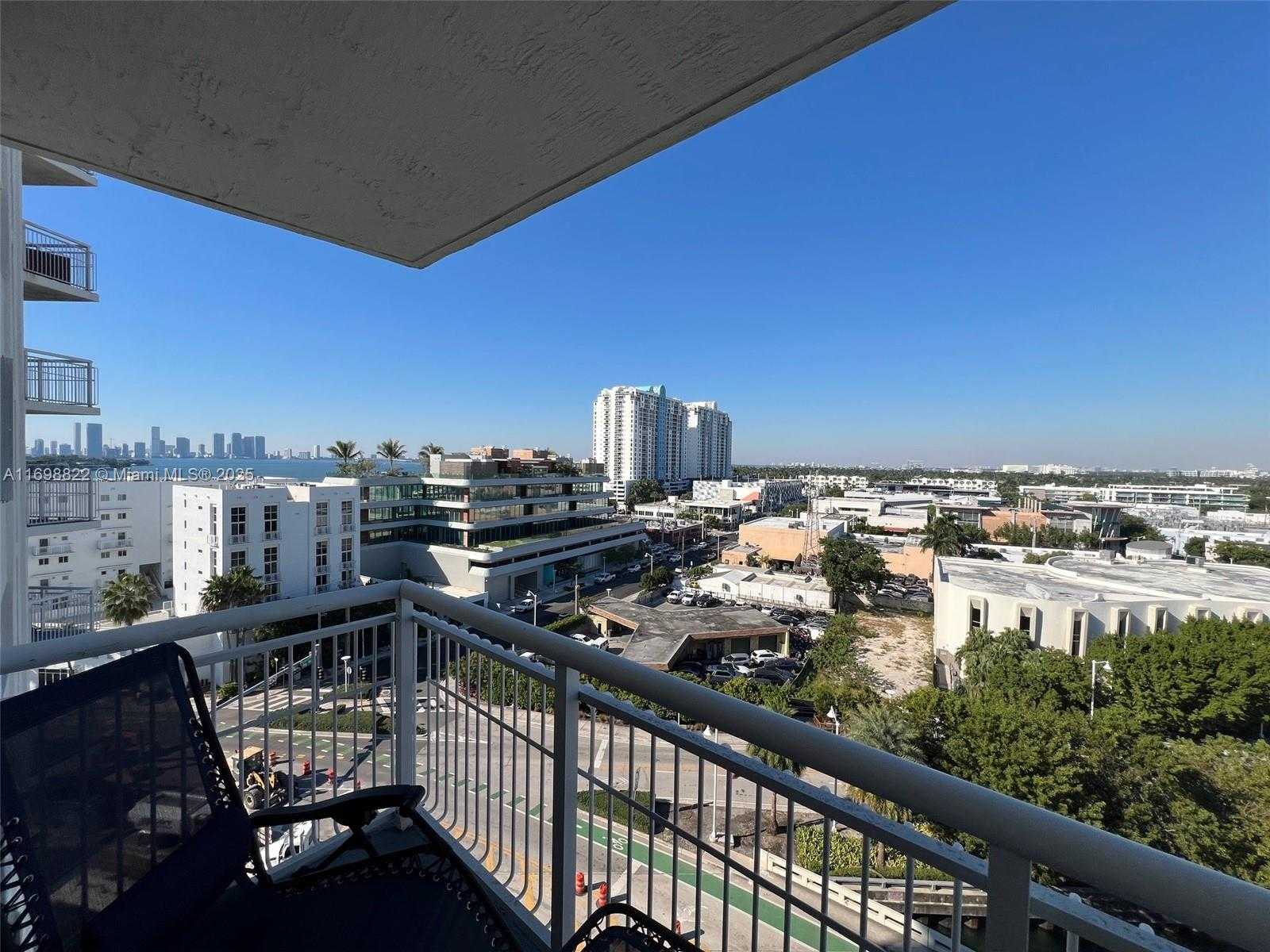 Small Image of 1688 WEST AVE #1005, Miami Beach Number 4