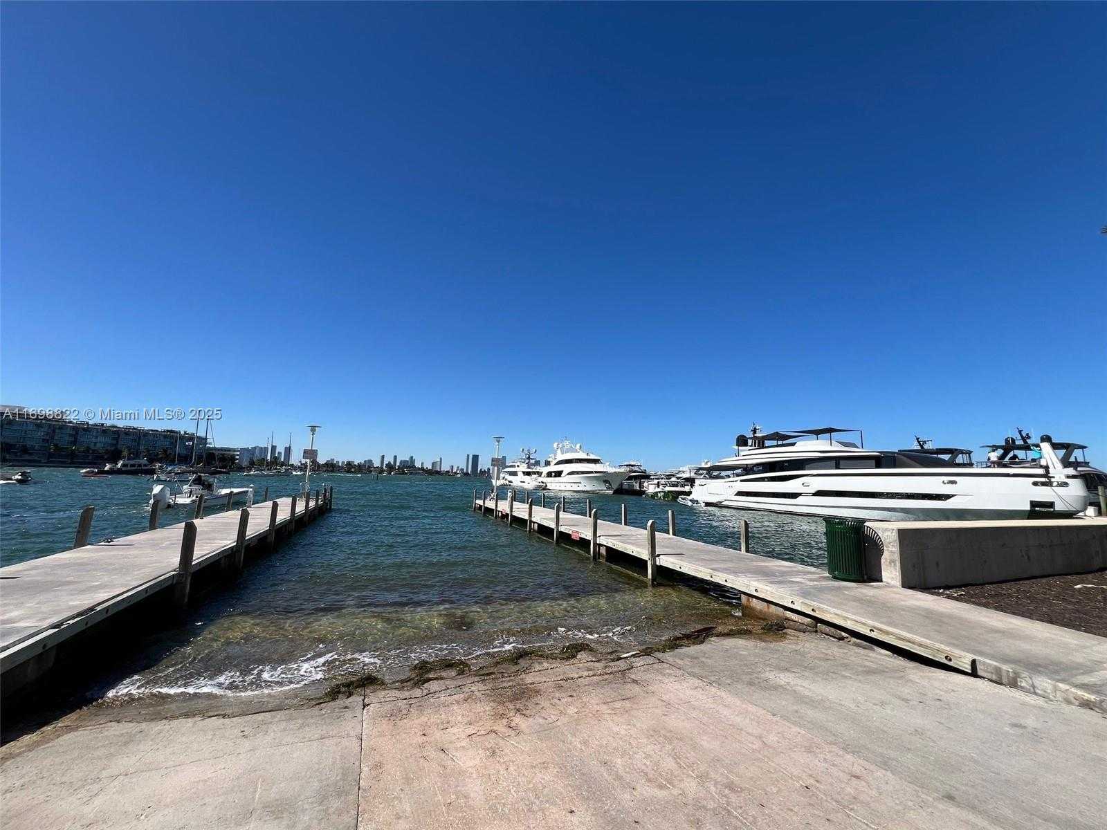 Small Image of 1688 WEST AVE #1005, Miami Beach Number 42