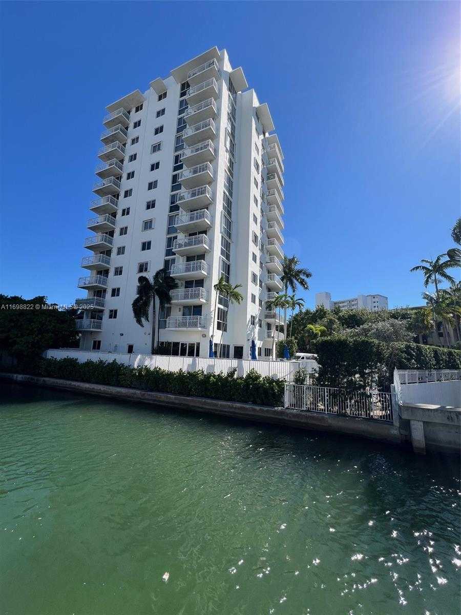 Small Image of 1688 WEST AVE #1005, Miami Beach Number 47