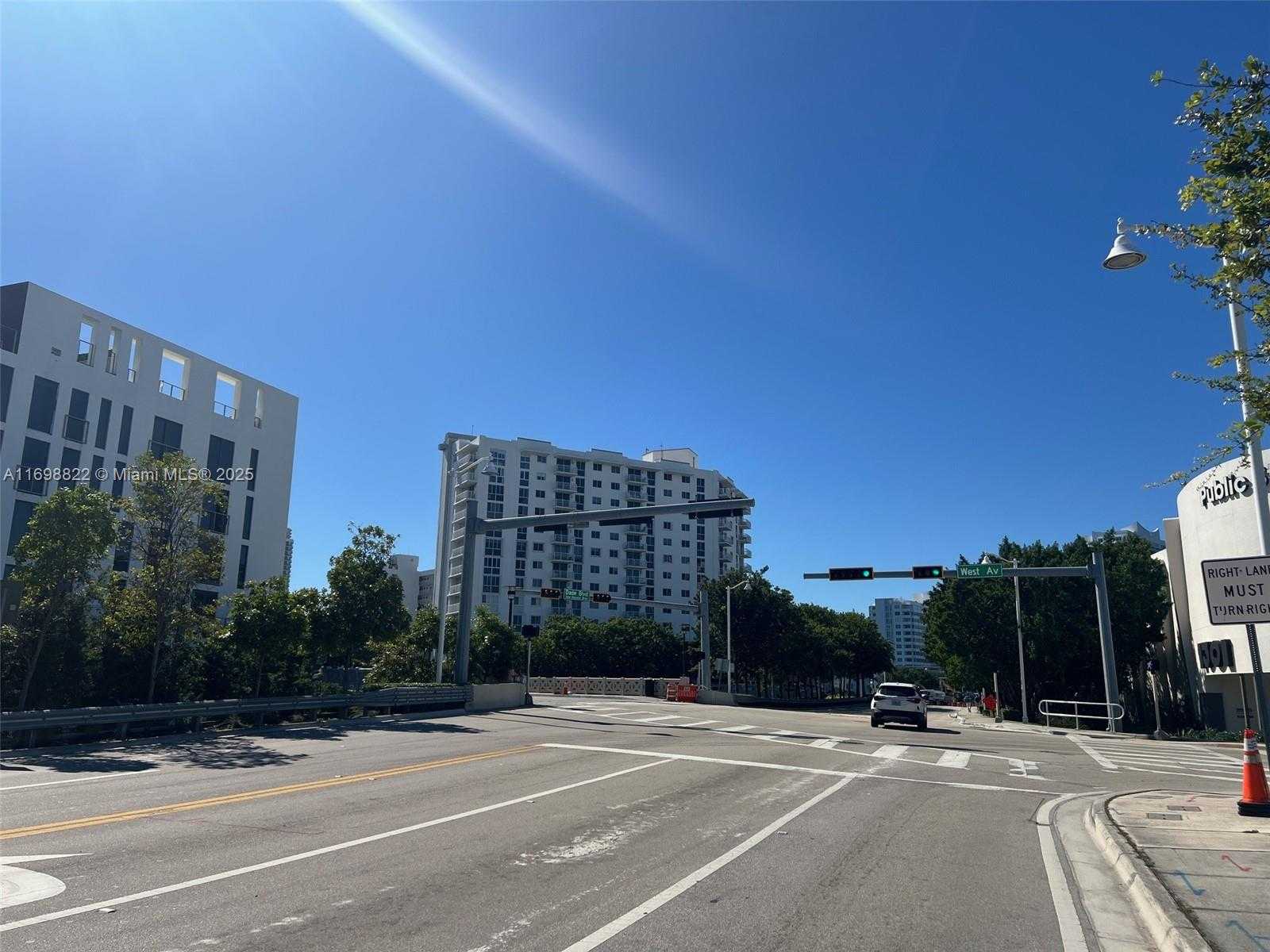 Small Image of 1688 WEST AVE #1005, Miami Beach Number 51
