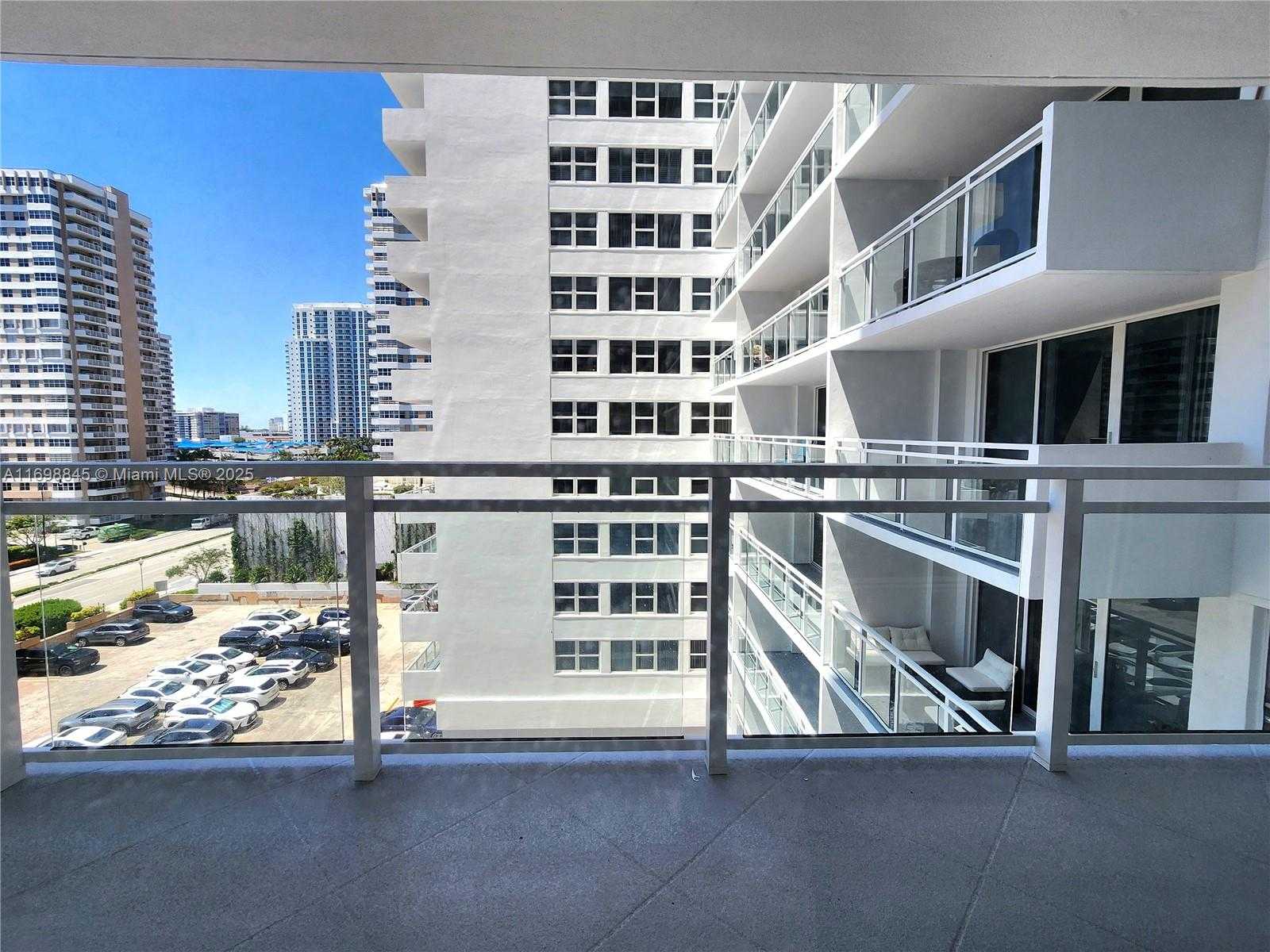 Small Image of 2030 SOUTH OCEAN DR #604, Hallandale Beach Number 8