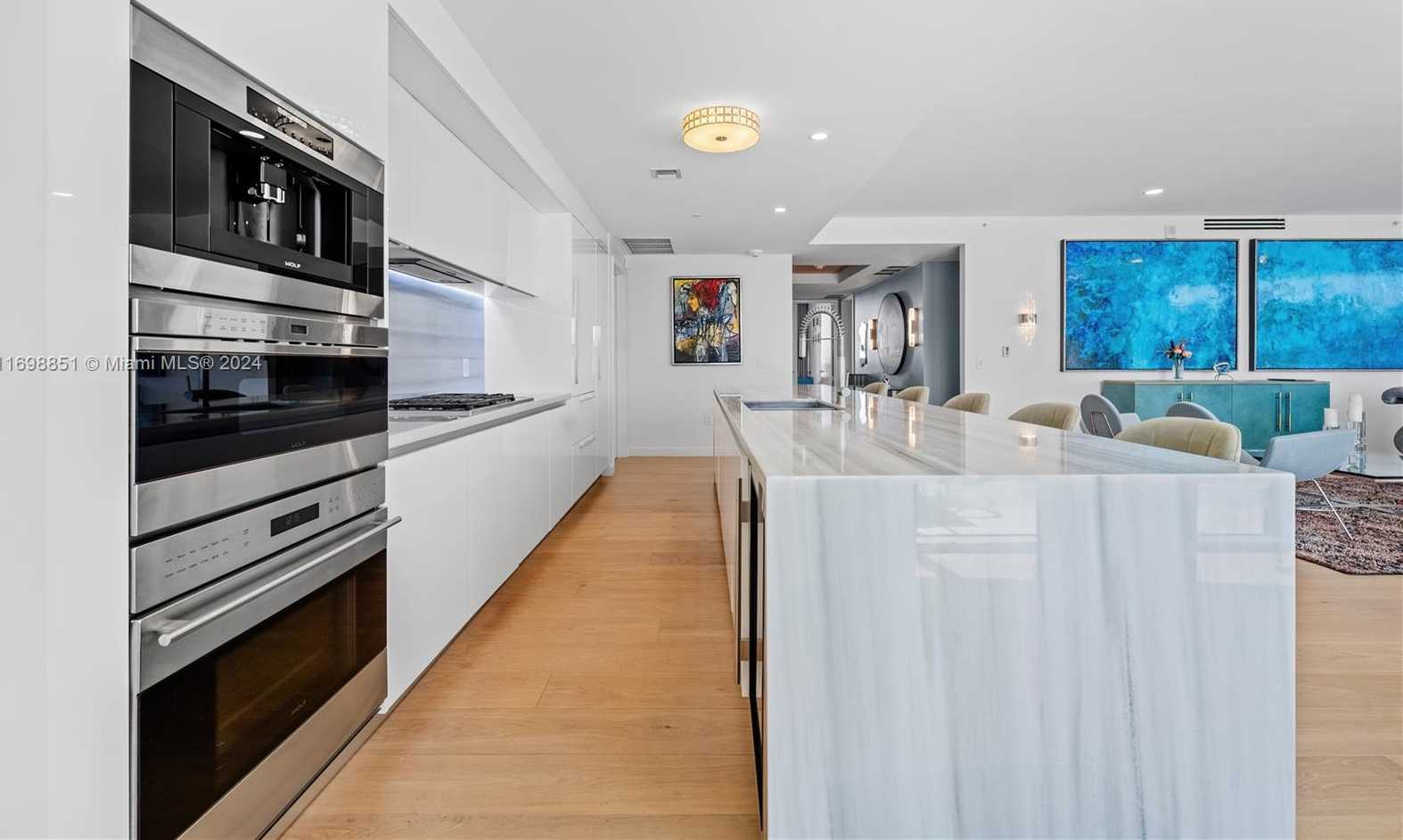 Small Image of 1 COLLINS AVENUE #306, Miami Beach Number 11