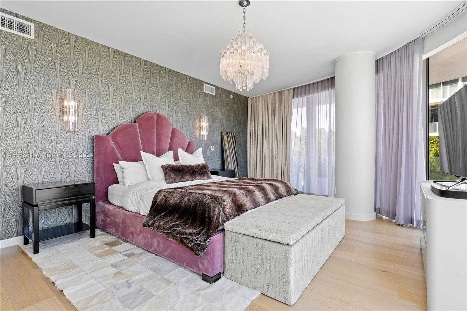 Small Image of 1 COLLINS AVENUE #306, Miami Beach Number 14