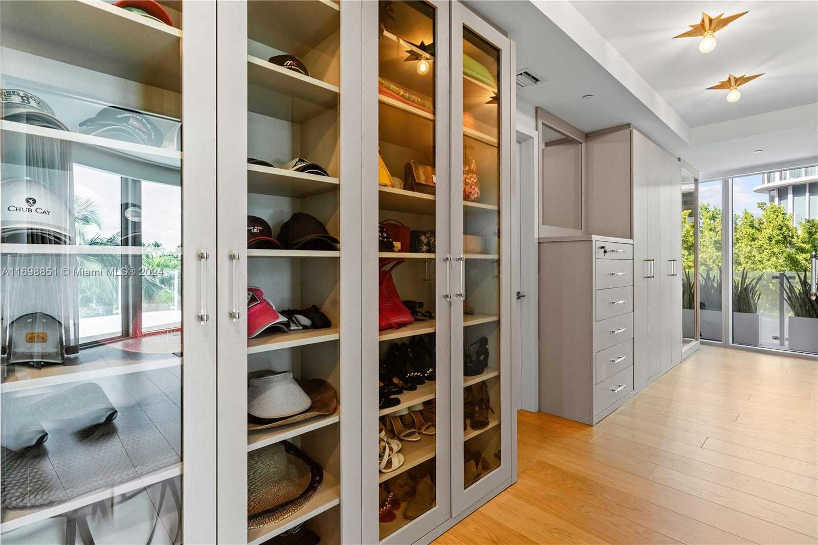 Small Image of 1 COLLINS AVENUE #306, Miami Beach Number 16