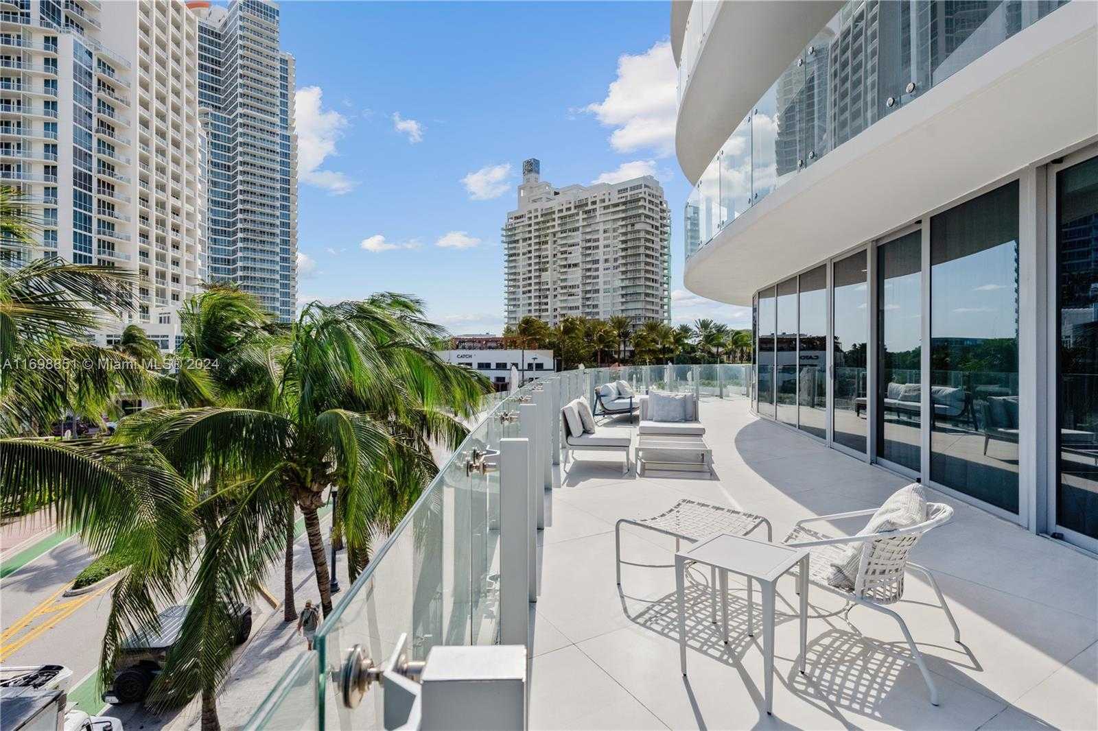 Small Image of 1 COLLINS AVENUE #306, Miami Beach Number 20