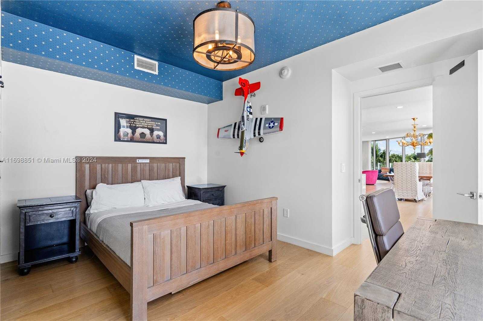 Small Image of 1 COLLINS AVENUE #306, Miami Beach Number 23