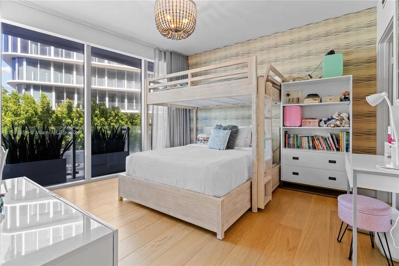 Small Image of 1 COLLINS AVENUE #306, Miami Beach Number 25