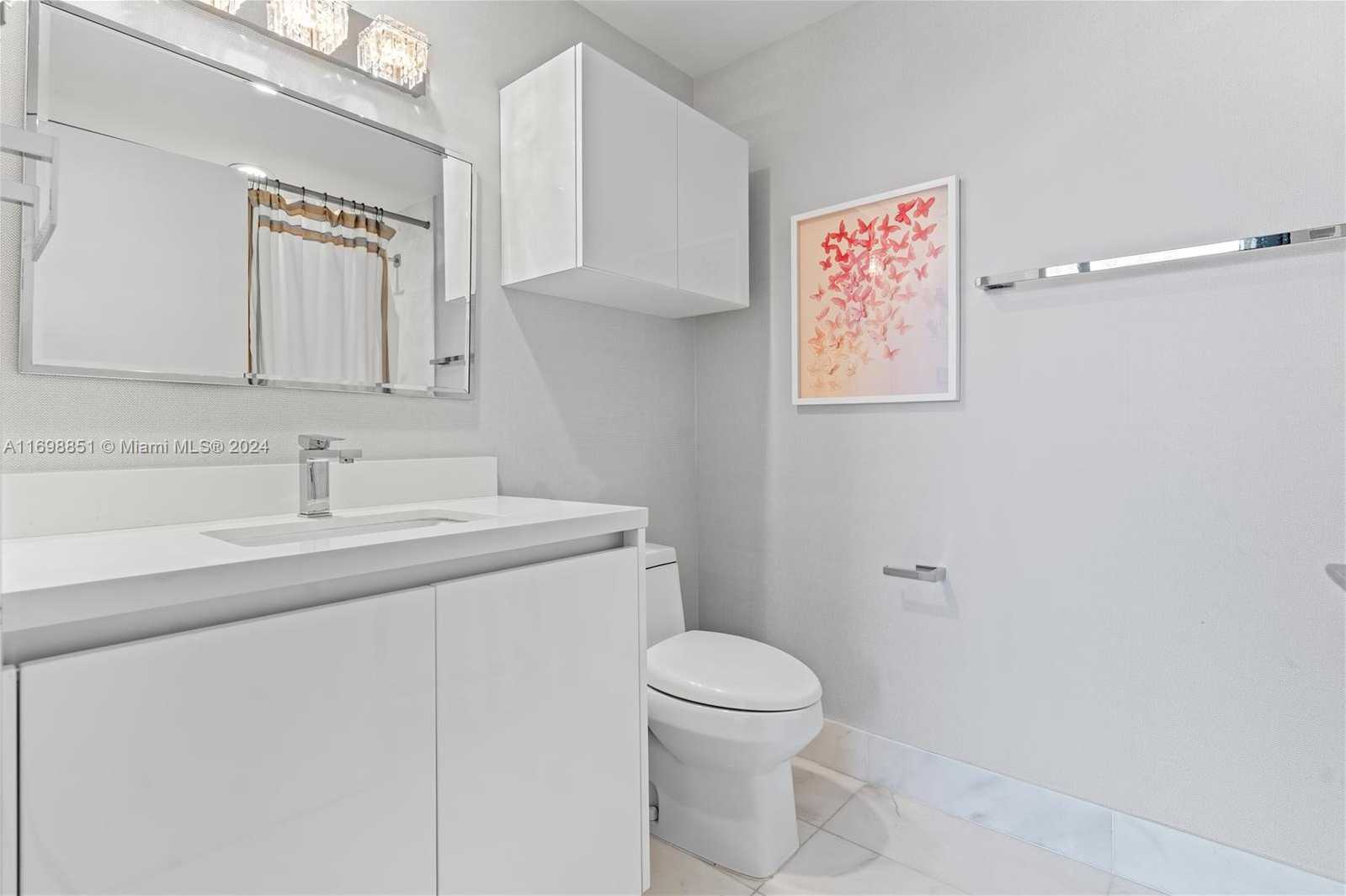 Small Image of 1 COLLINS AVENUE #306, Miami Beach Number 26