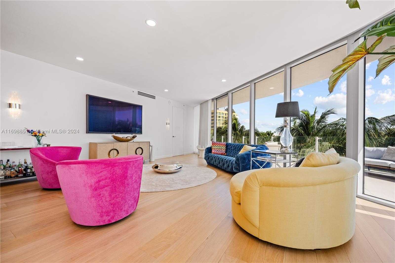 Small Image of 1 COLLINS AVENUE #306, Miami Beach Number 3