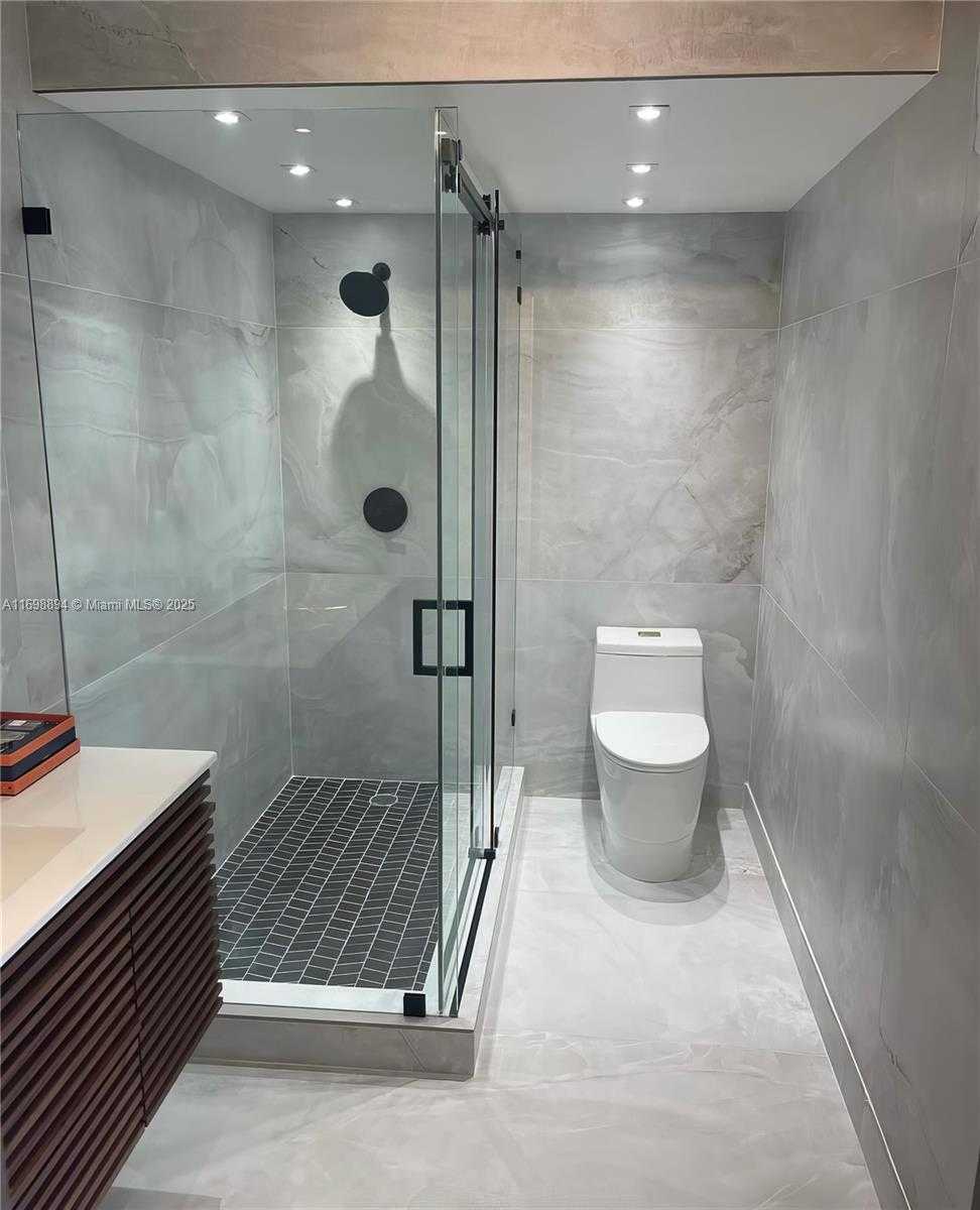 Small Image of 3800 SOUTH OCEAN DR #1115, Hollywood Number 13