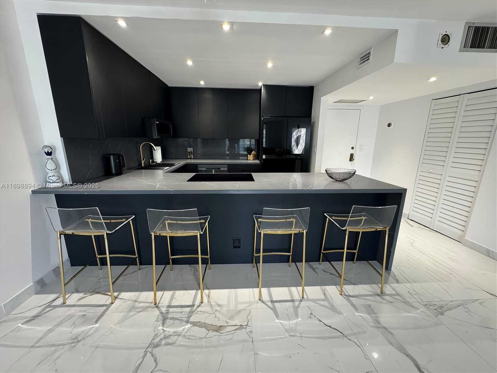 Small Image of 3800 SOUTH OCEAN DR #1115, Hollywood Number 3