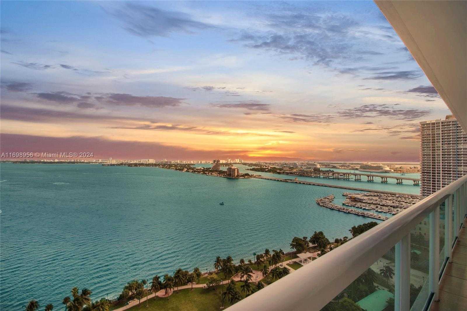 Small Image of 1800 NORTH BAYSHORE DR #2407, Miami Number 16