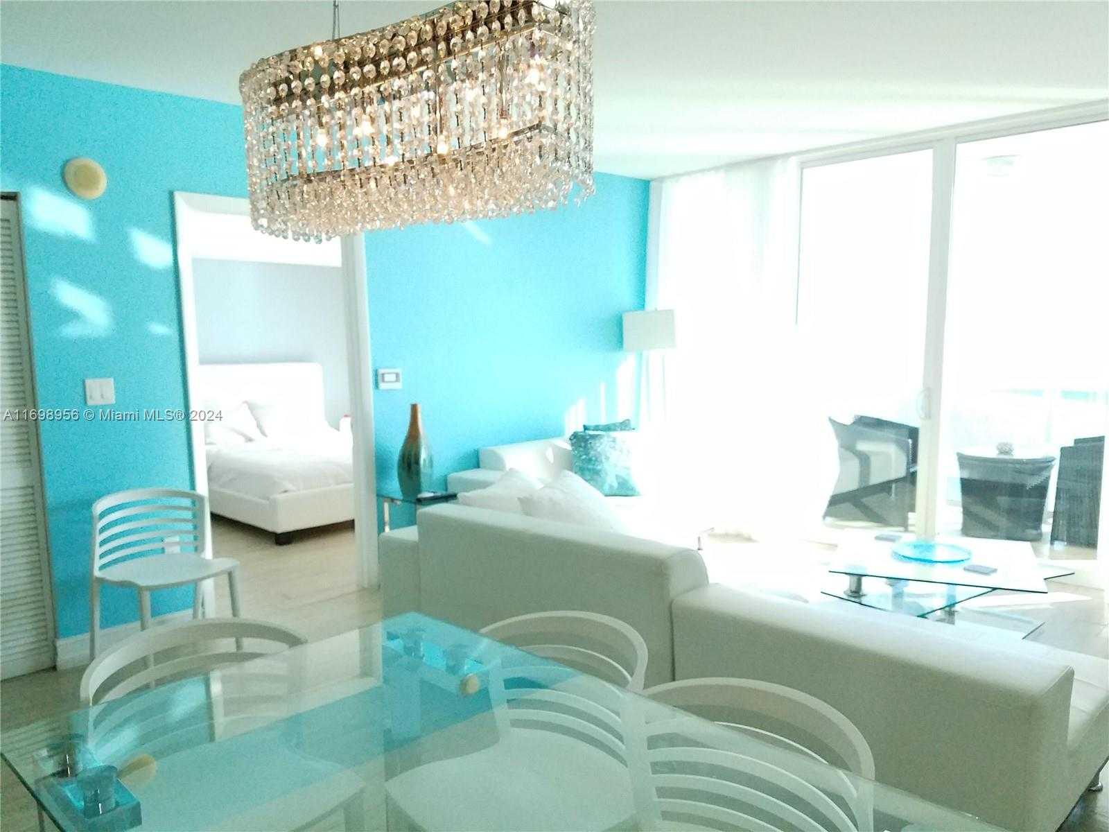 Small Image of 1800 NORTH BAYSHORE DR #2407, Miami Number 4