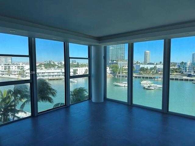 Small Image of 900 #401, Miami Beach Number 5