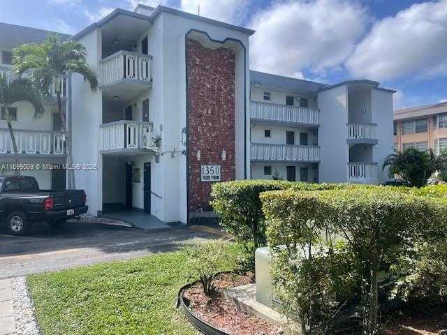 Small Image of 1350 NORTH EAST 191ST ST #B203, Miami Number 35
