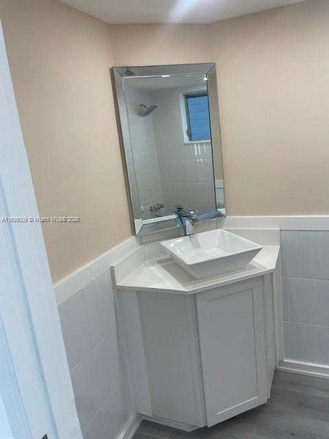 Small Image of 1350 NORTH EAST 191ST ST #B203, Miami Number 9