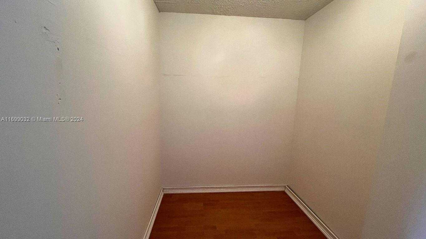 Small Image of 1811 JEFFERSON ST #705, Hollywood Number 23