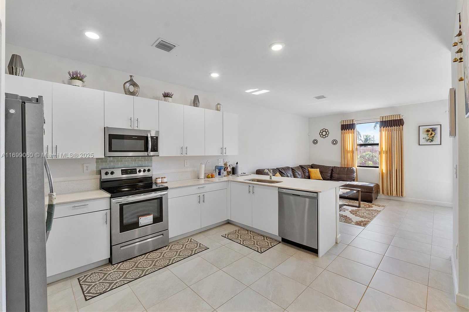 Small Image of 11962 SOUTH WEST 247TH TER, Homestead Number 10