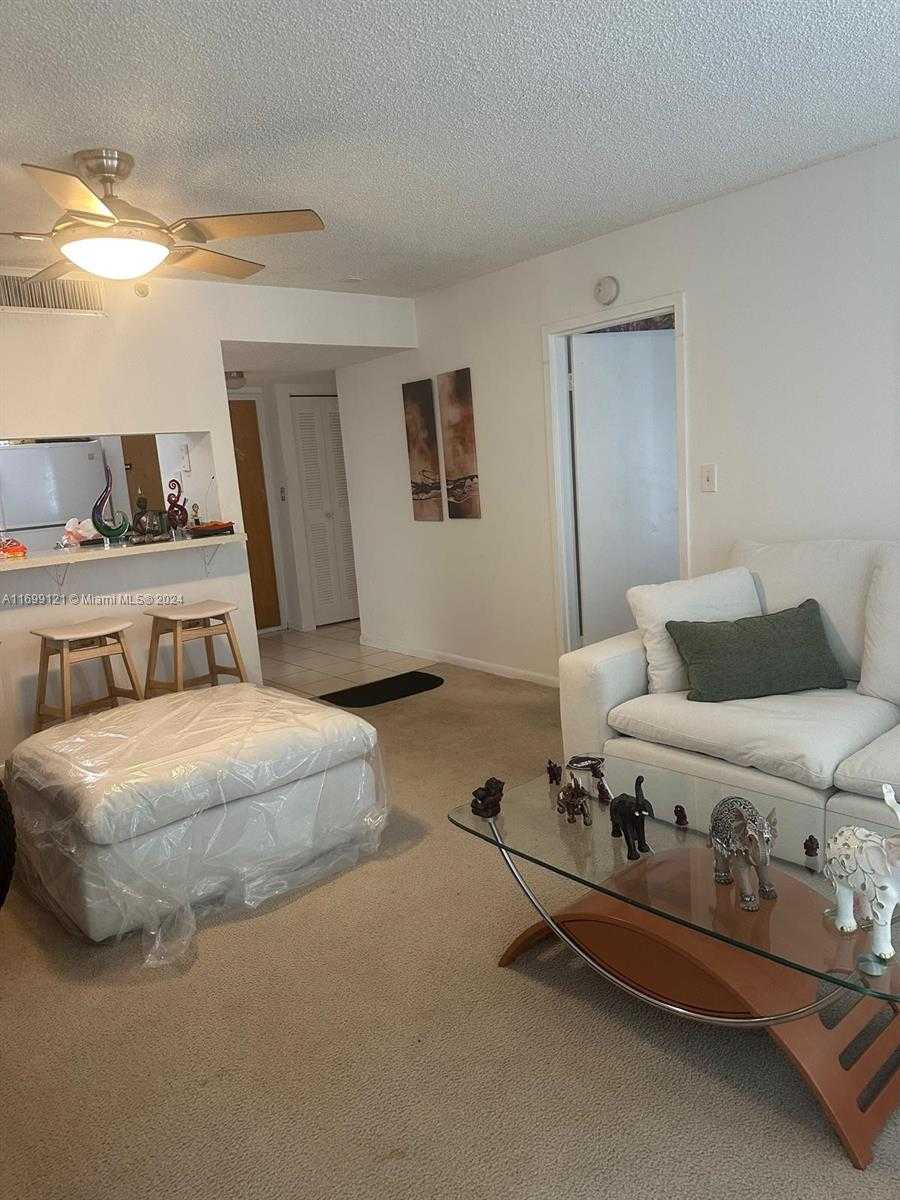 Small Image of 7601 EAST TREASURE DR #610, North Bay Village Number 2