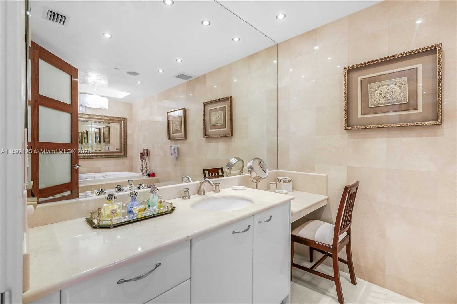 Small Image of 20155 NORTH EAST 38TH CT #2903, Aventura Number 15