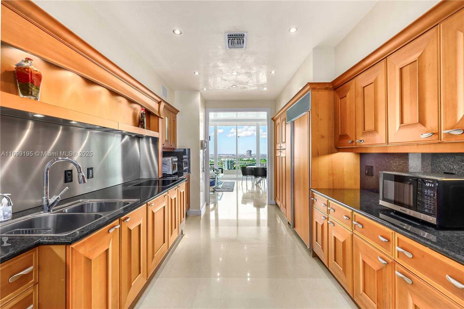 Small Image of 20155 NORTH EAST 38TH CT #2903, Aventura Number 7
