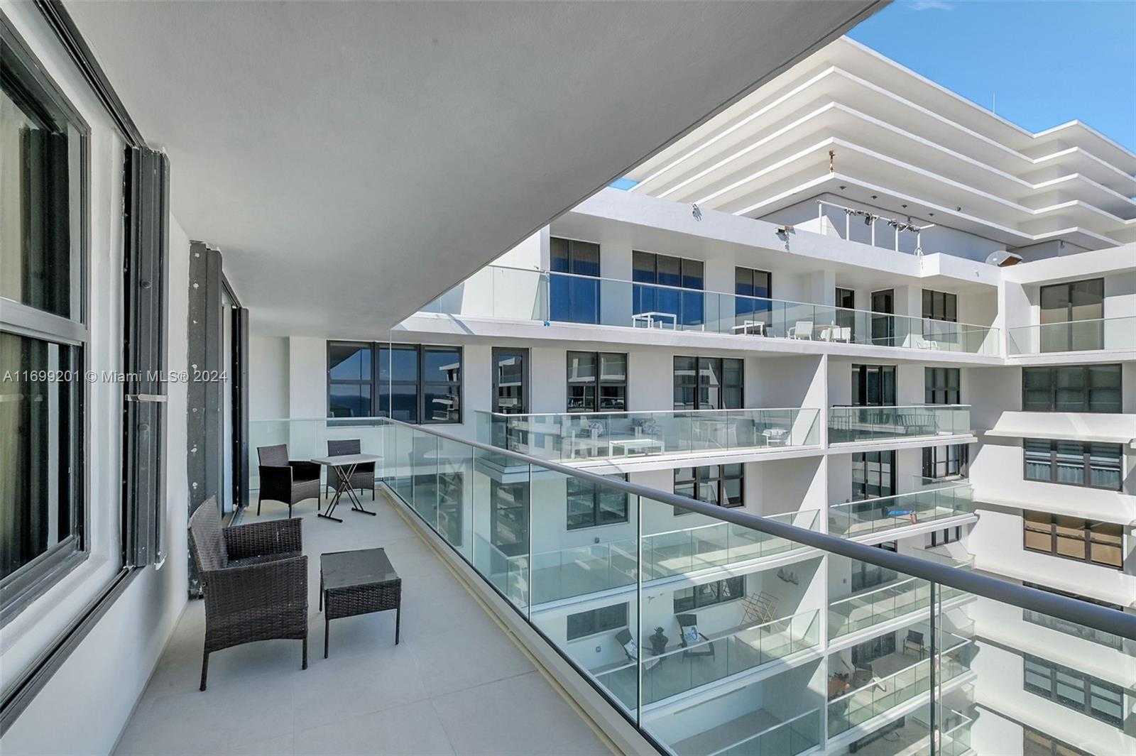 Small Image of 9801 COLLINS AVE #20T / remodeled, Bal Harbour Number 20