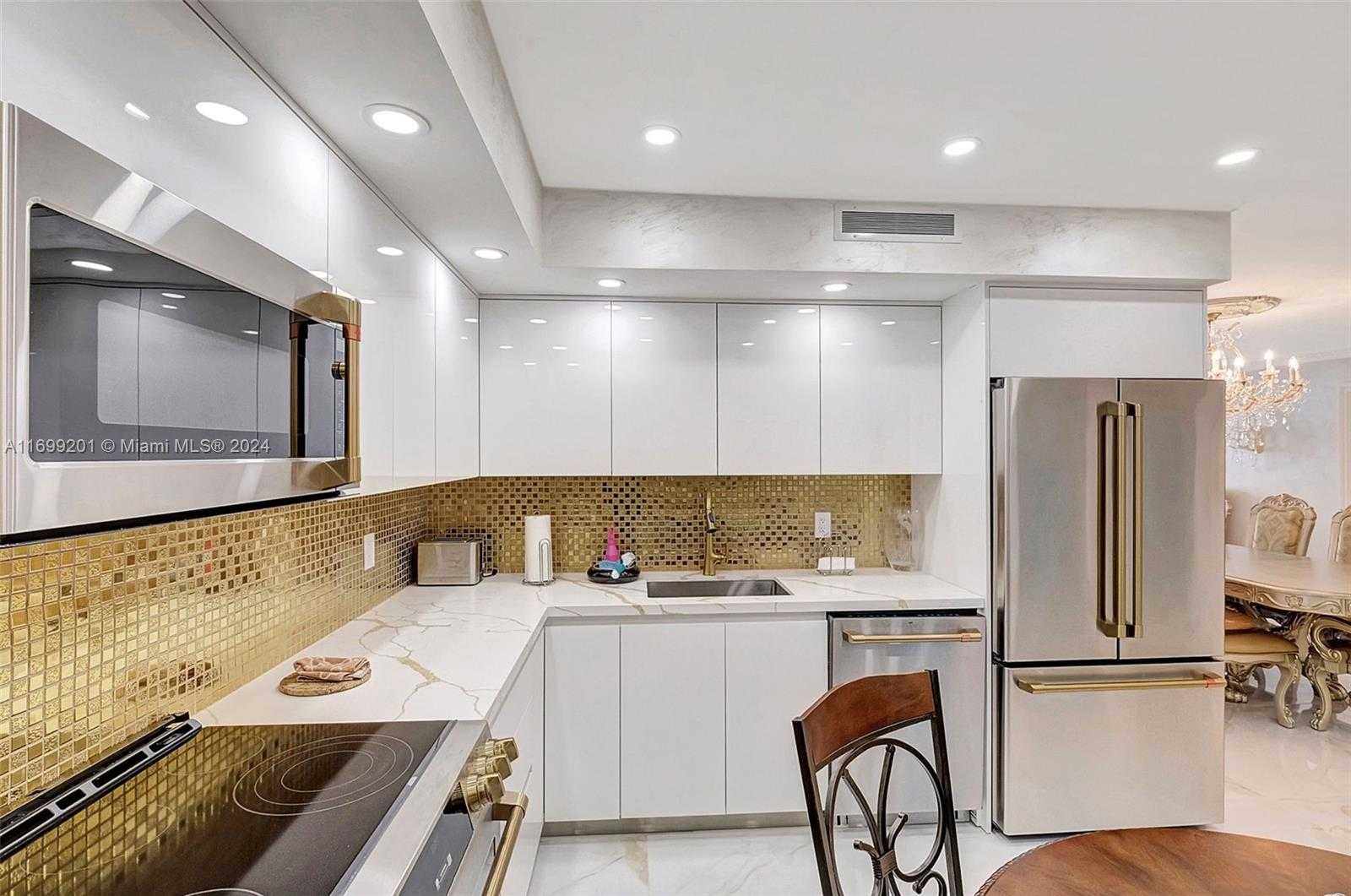 Small Image of 9801 COLLINS AVE #20T / remodeled, Bal Harbour Number 6