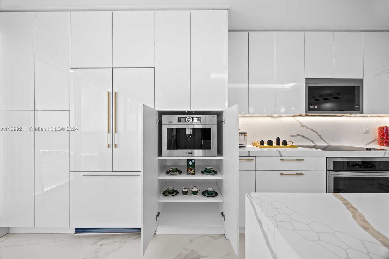 Small Image of 16445 COLLINS AVE #1126, Sunny Isles Beach Number 6