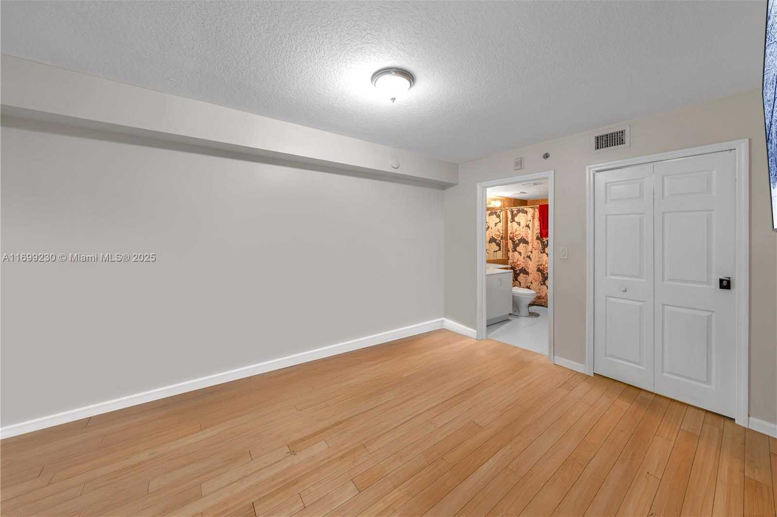 Small Image of 2475 NORTH WEST 16TH ST RD #406, Miami Number 6