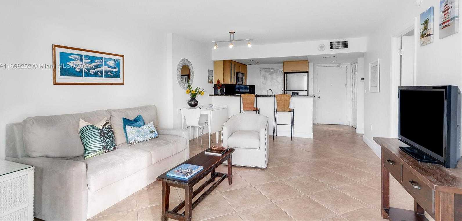 Small Image of 345 OCEAN DR #703, Miami Beach Number 17