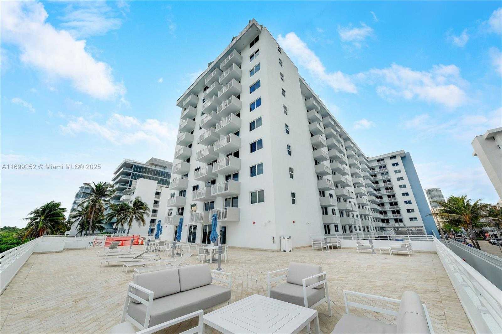 Small Image of 345 OCEAN DR #703, Miami Beach Number 23
