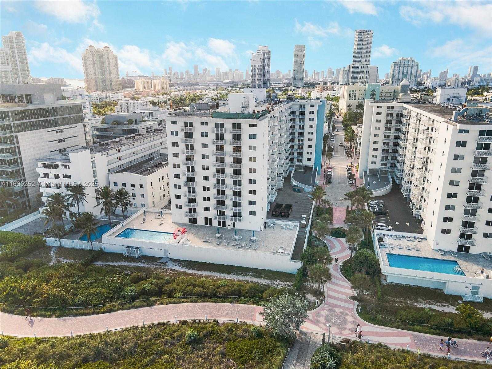 Small Image of 345 OCEAN DR #703, Miami Beach Number 31