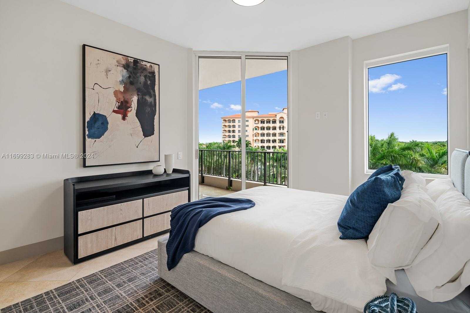 Small Image of 13621 DEERING BAY DR #503, Coral Gables Number 19