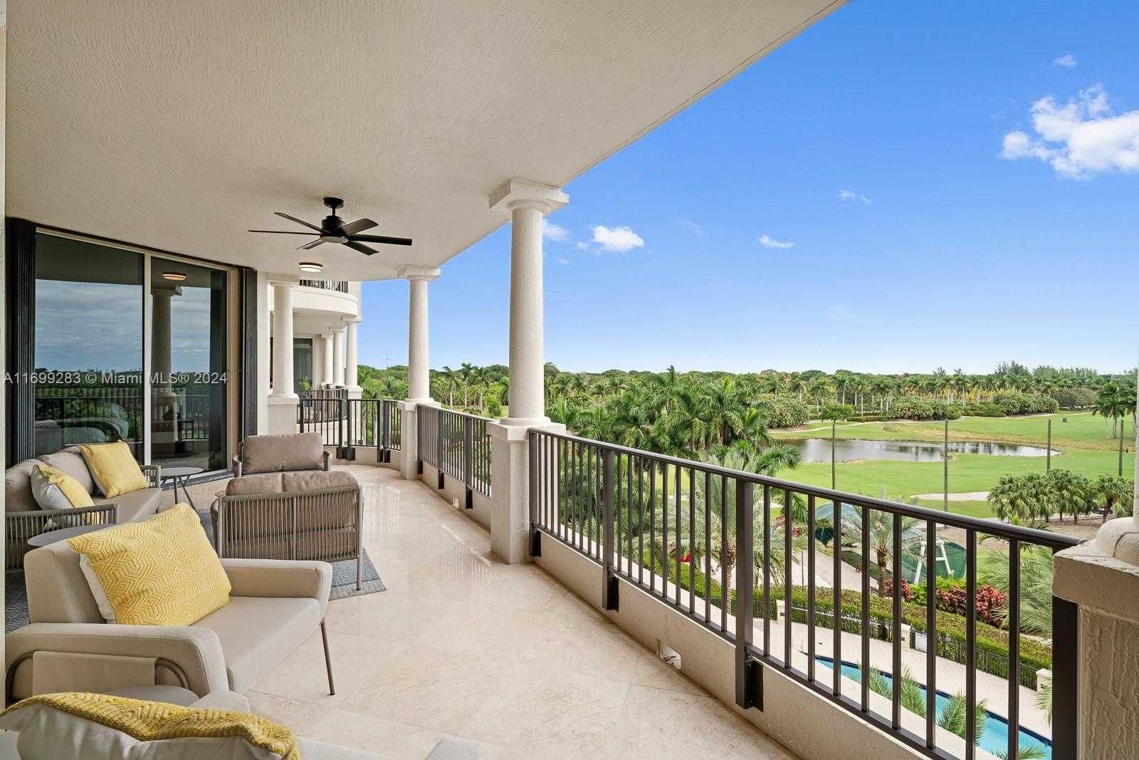 Small Image of 13621 DEERING BAY DR #503, Coral Gables Number 4