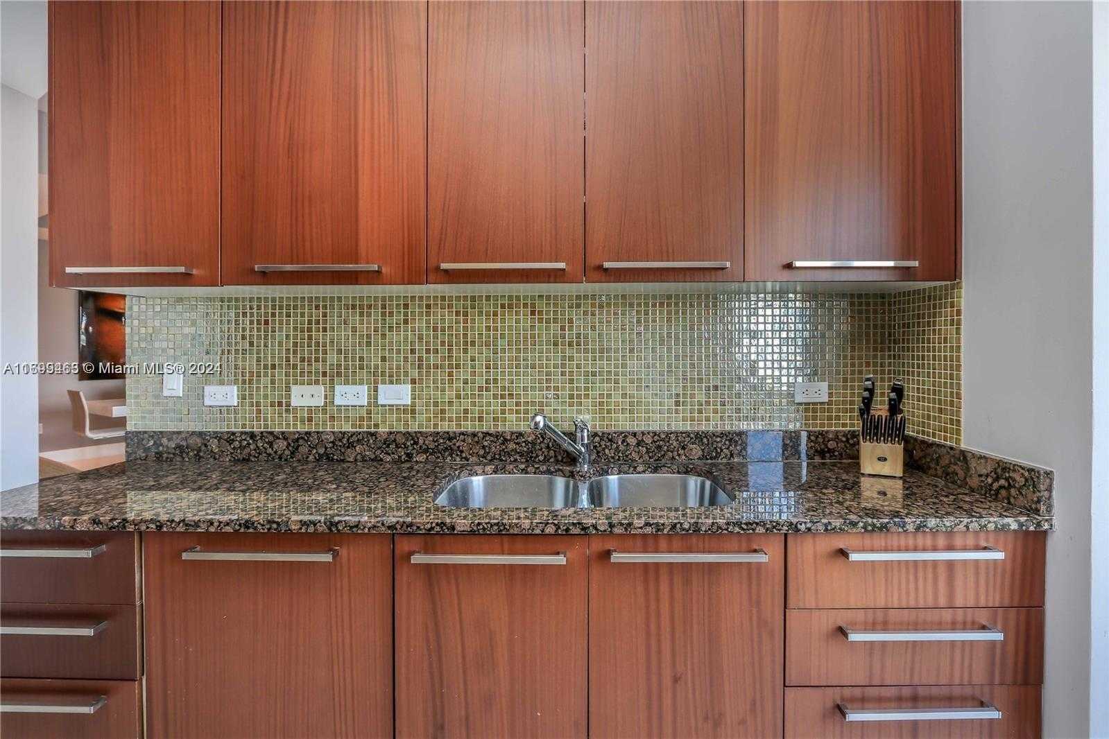 Small Image of 16001 COLLINS AVE #1405, Sunny Isles Beach Number 24