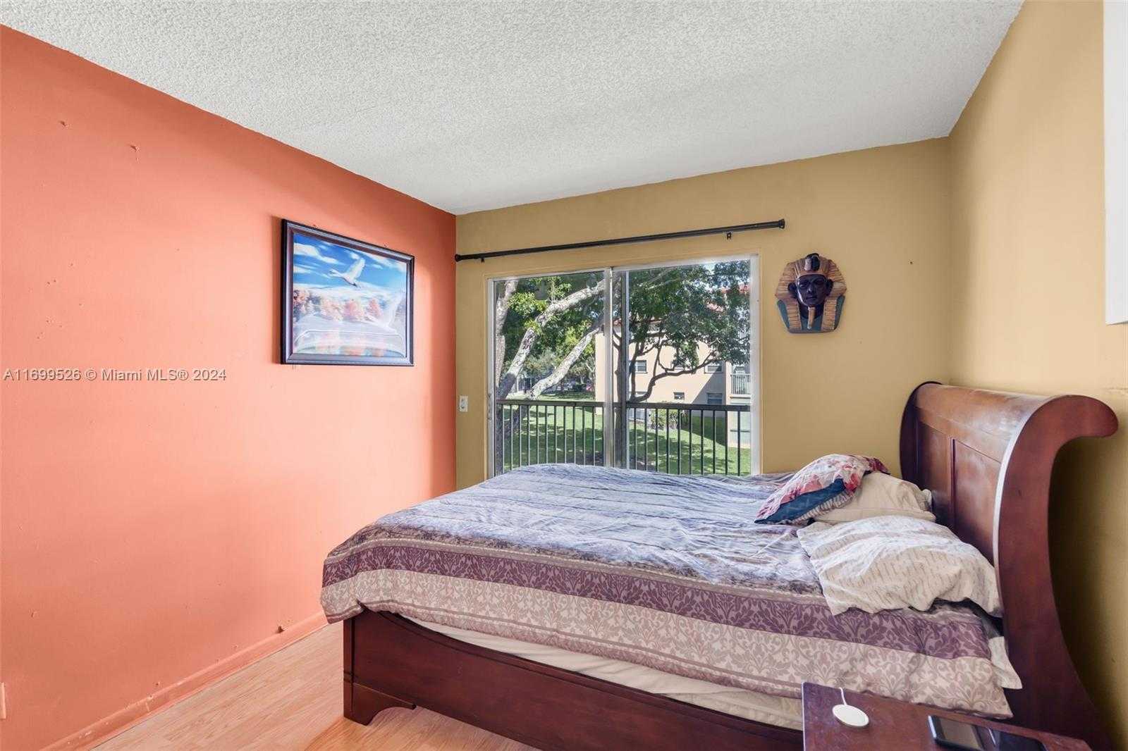 Small Image of 200 SOUTH WEST 132ND WAY #211L, Pembroke Pines Number 13