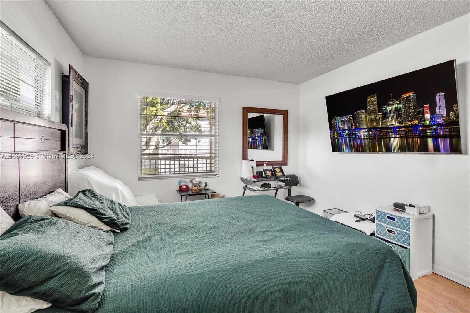 Small Image of 200 SOUTH WEST 132ND WAY #211L, Pembroke Pines Number 15