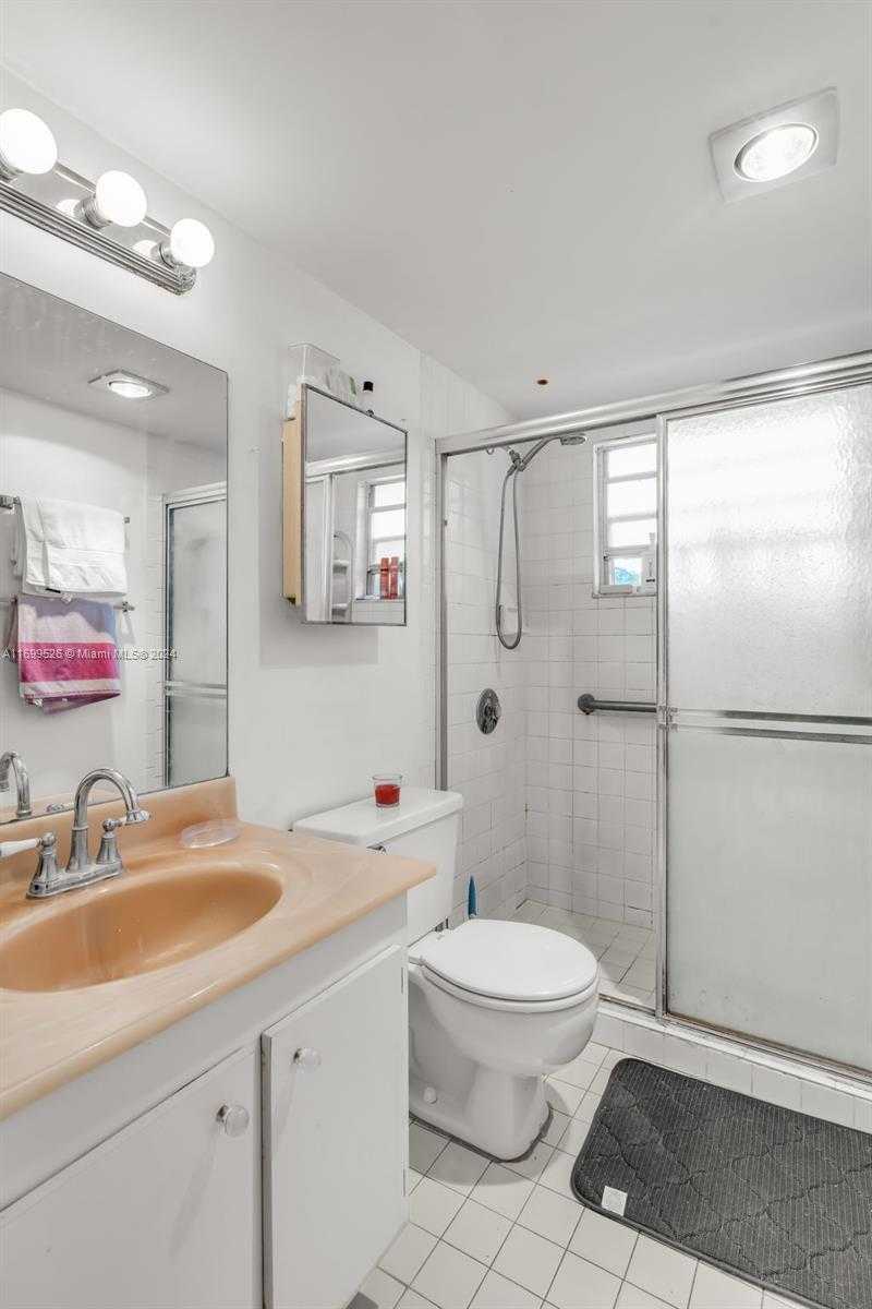Small Image of 200 SOUTH WEST 132ND WAY #211L, Pembroke Pines Number 17