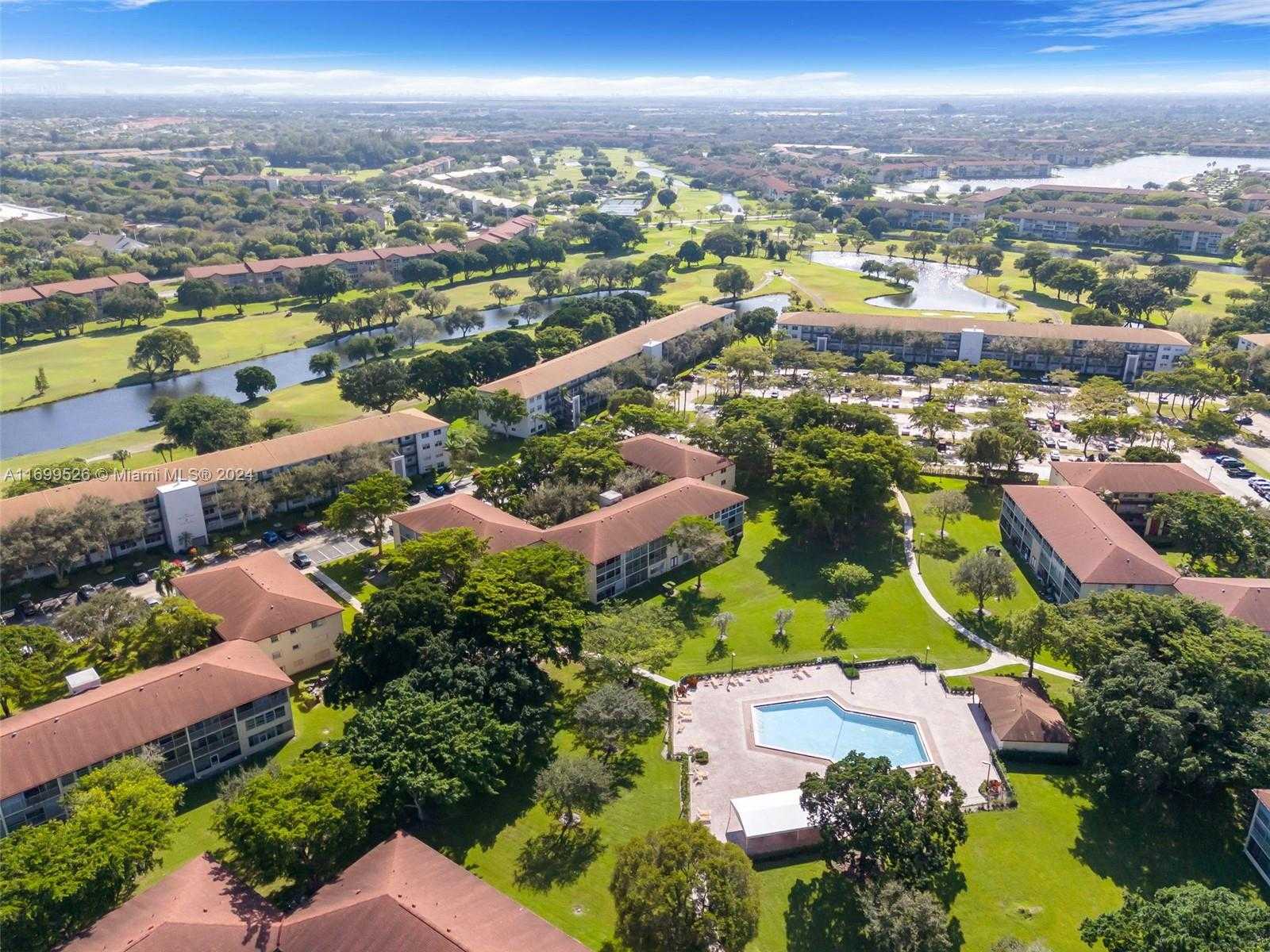 Small Image of 200 SOUTH WEST 132ND WAY #211L, Pembroke Pines Number 23