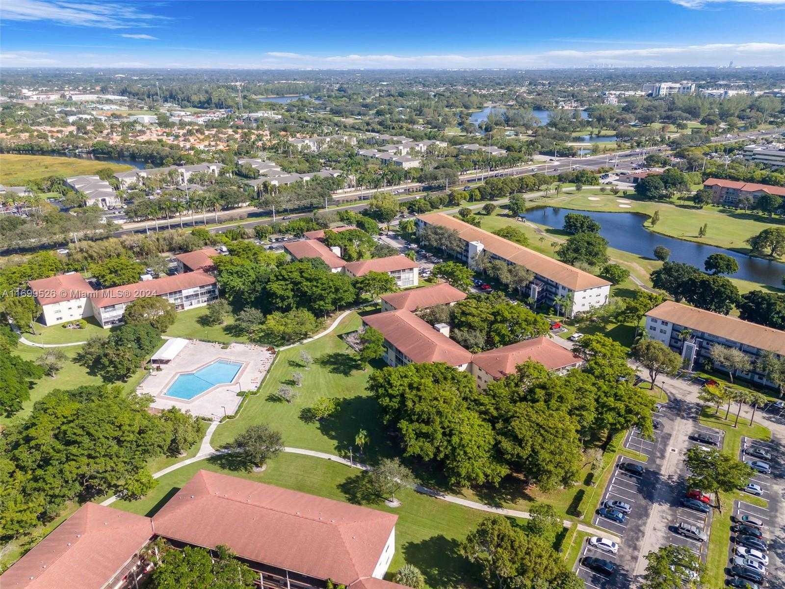 Small Image of 200 SOUTH WEST 132ND WAY #211L, Pembroke Pines Number 24