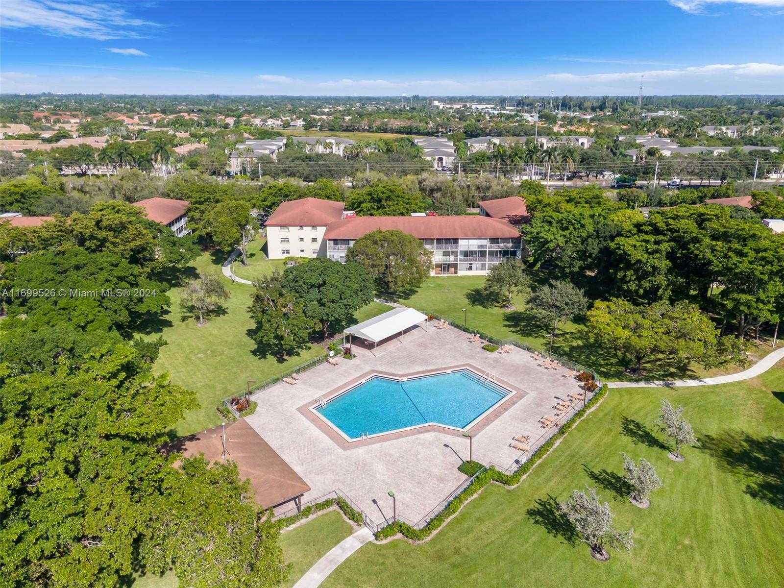 Small Image of 200 SOUTH WEST 132ND WAY #211L, Pembroke Pines Number 26