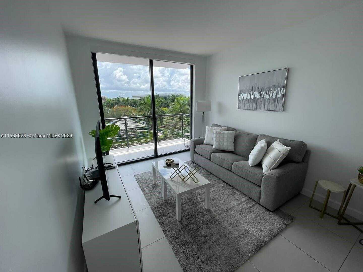 Small Image of 5350 NORTH WEST 84TH AVE #303, Doral Number 4