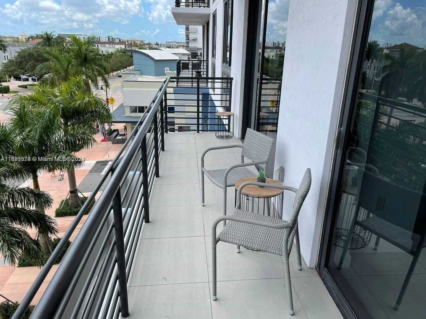 Small Image of 5350 NORTH WEST 84TH AVE #303, Doral Number 7
