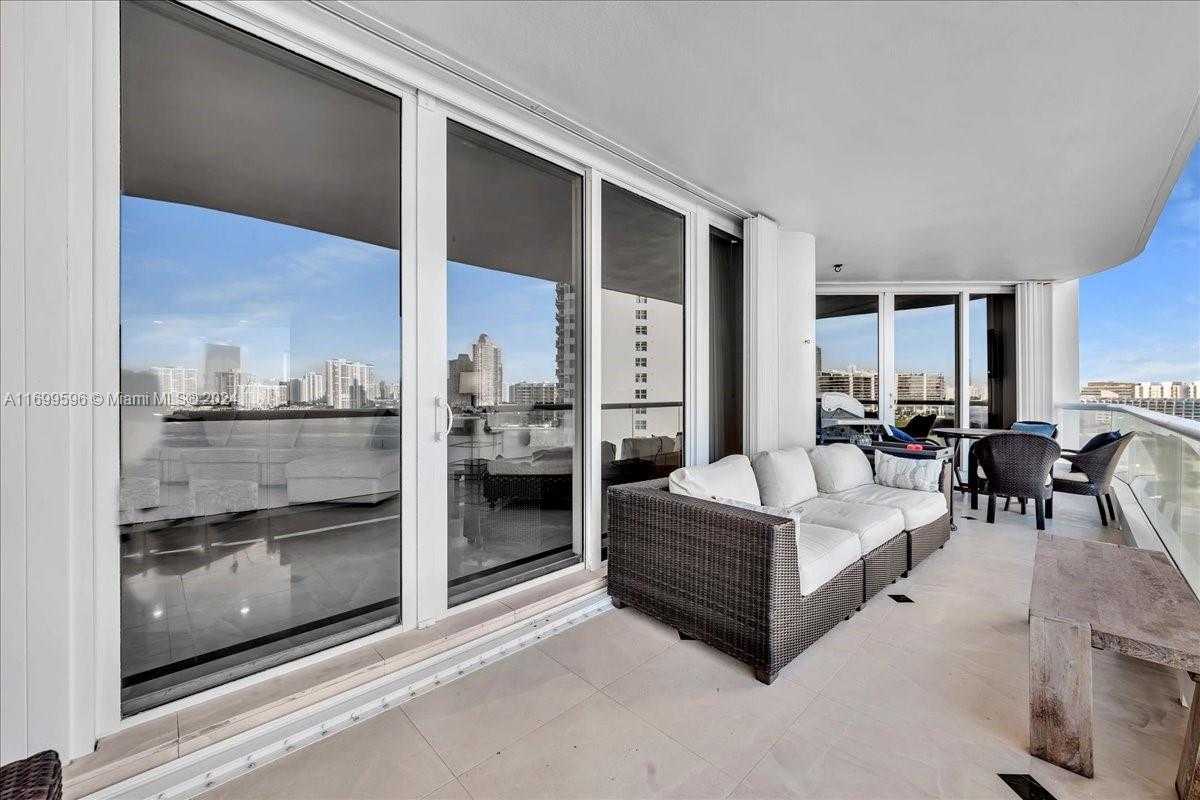 Small Image of 7000 ISLAND BLVD #1207, Aventura Number 10