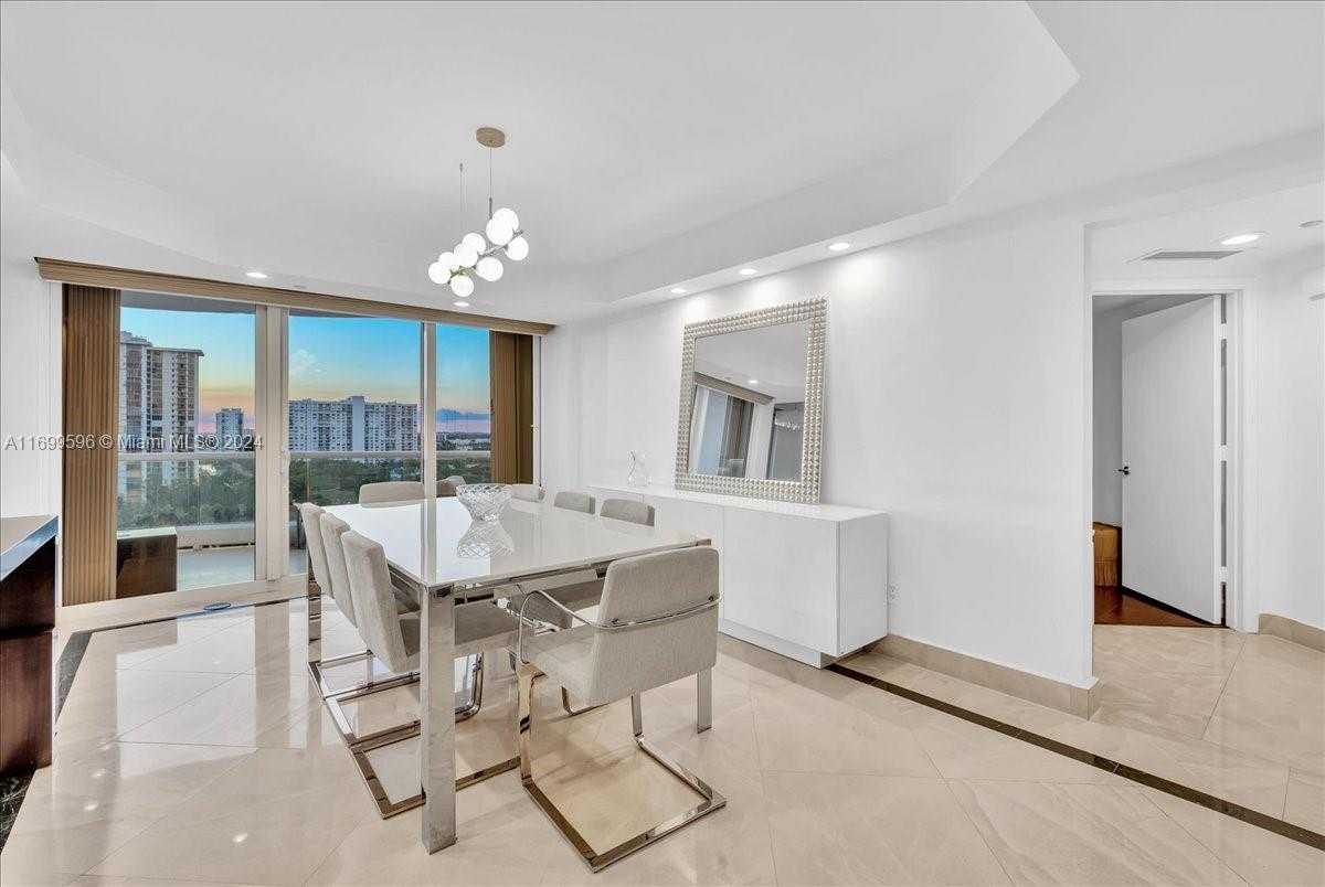 Small Image of 7000 ISLAND BLVD #1207, Aventura Number 15