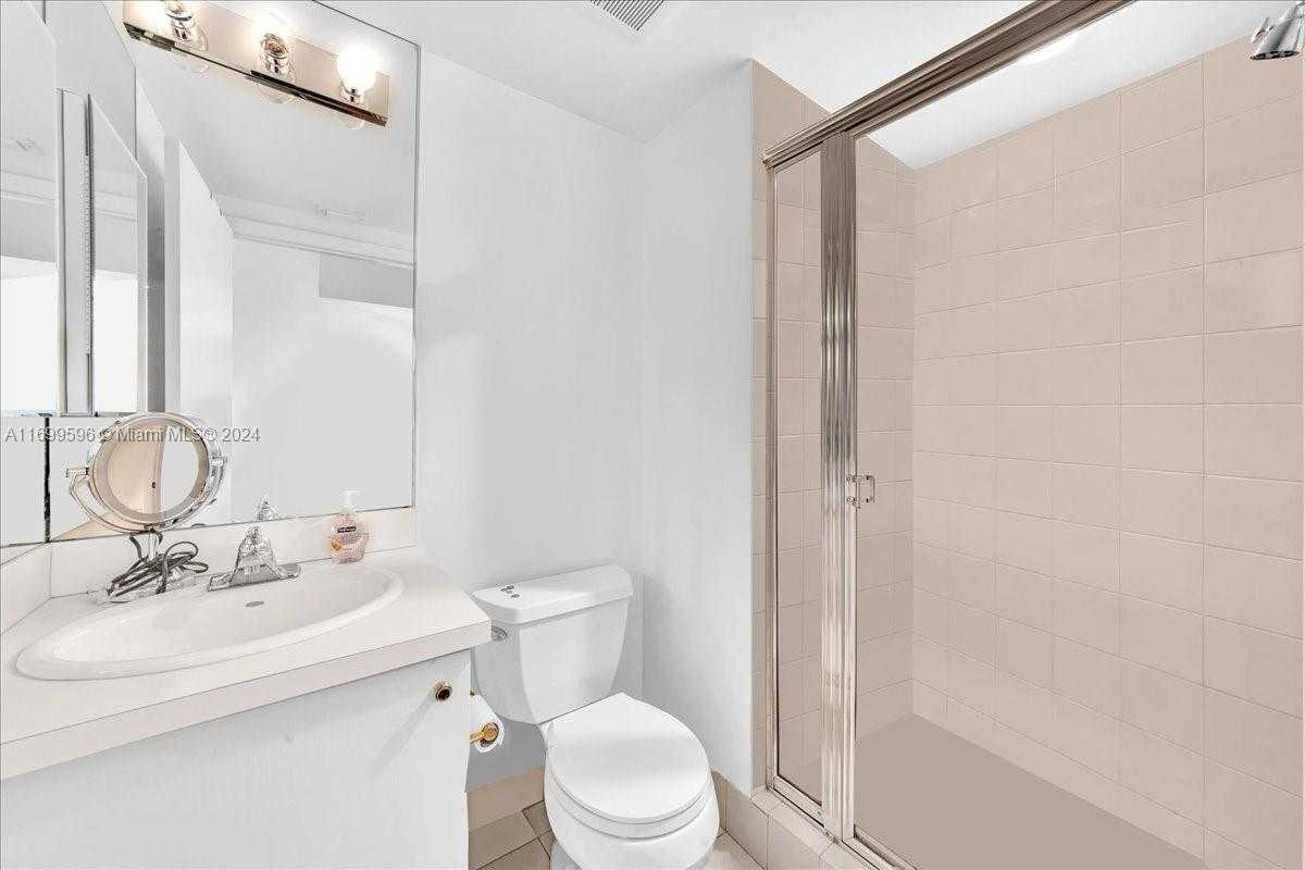 Small Image of 7000 ISLAND BLVD #1207, Aventura Number 46