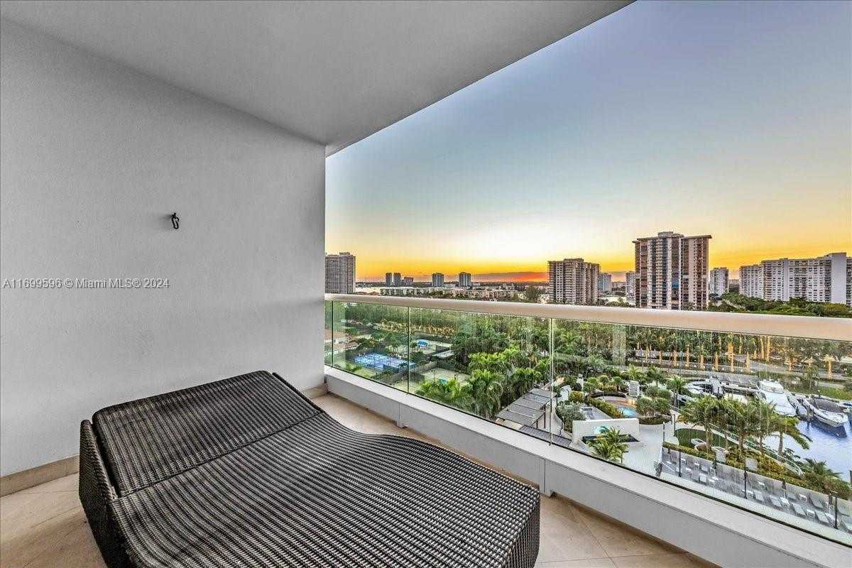 Small Image of 7000 ISLAND BLVD #1207, Aventura Number 53